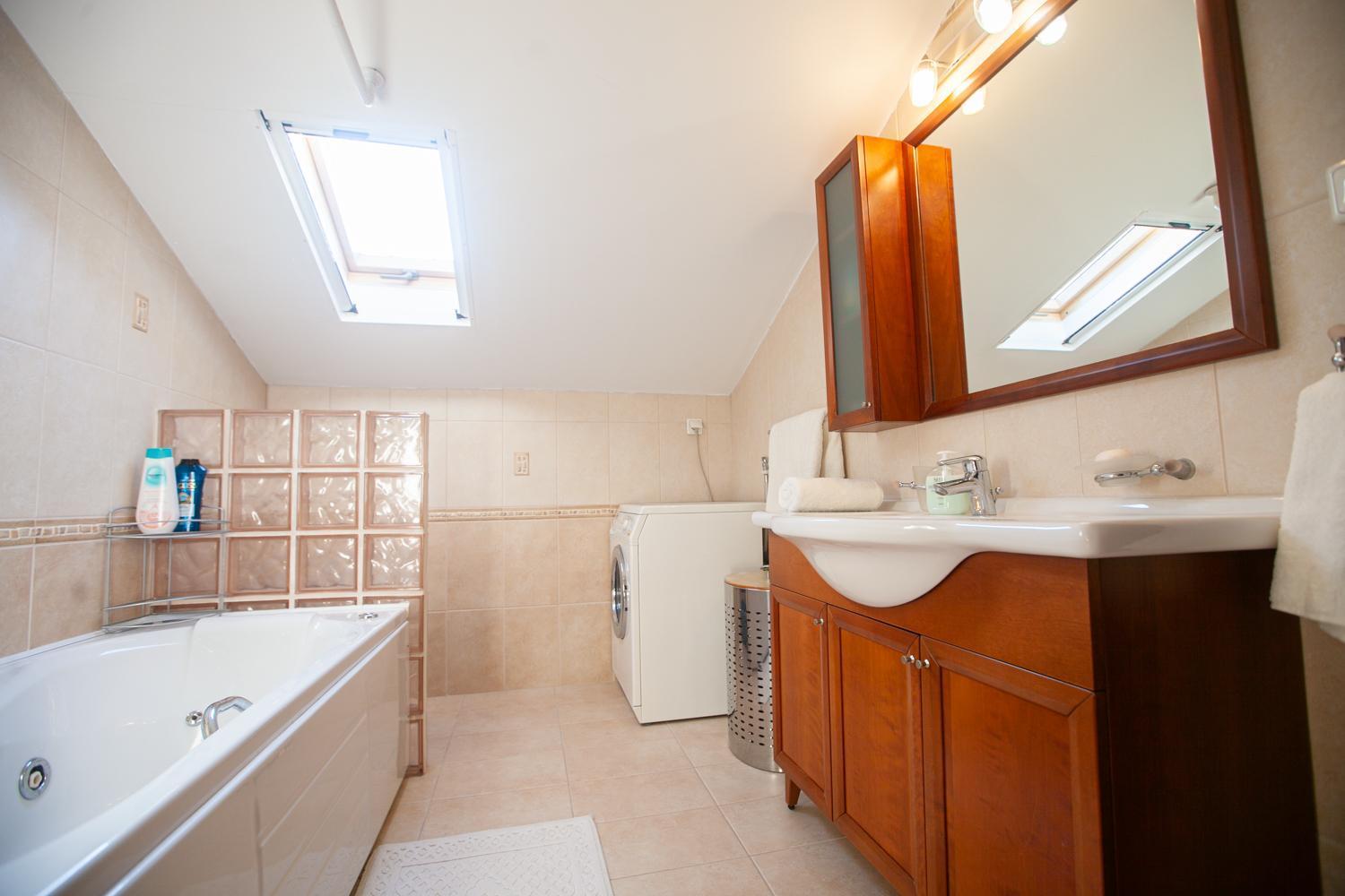 Rodon Apartment With Great View, Sauna And Jacuzzi Литохоро Экстерьер фото
